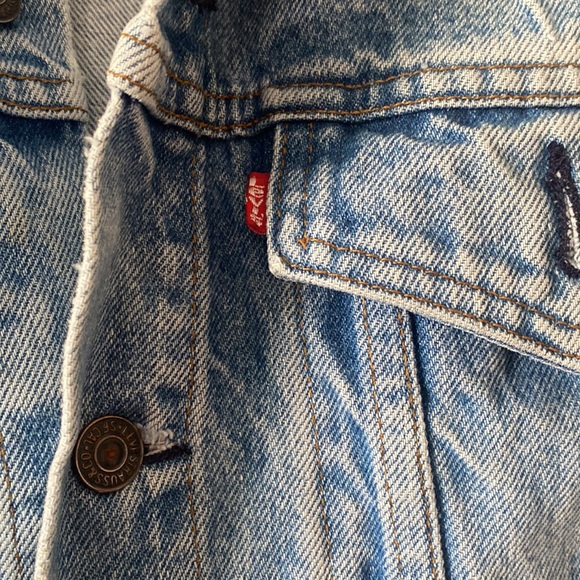 Vintage 1980’s Levi’s Denim Jacket - Picture 4 of 8